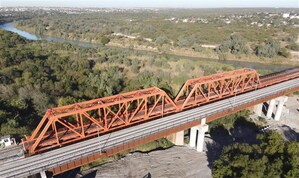 CPKC completes construction of second span of international rail bridge linking Laredo, Texas and Nuevo Laredo, Tamaulipas