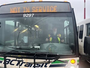 Transdev bus operators, mechanics, and cleaners in Cowichan Valley, B.C. file strike notice